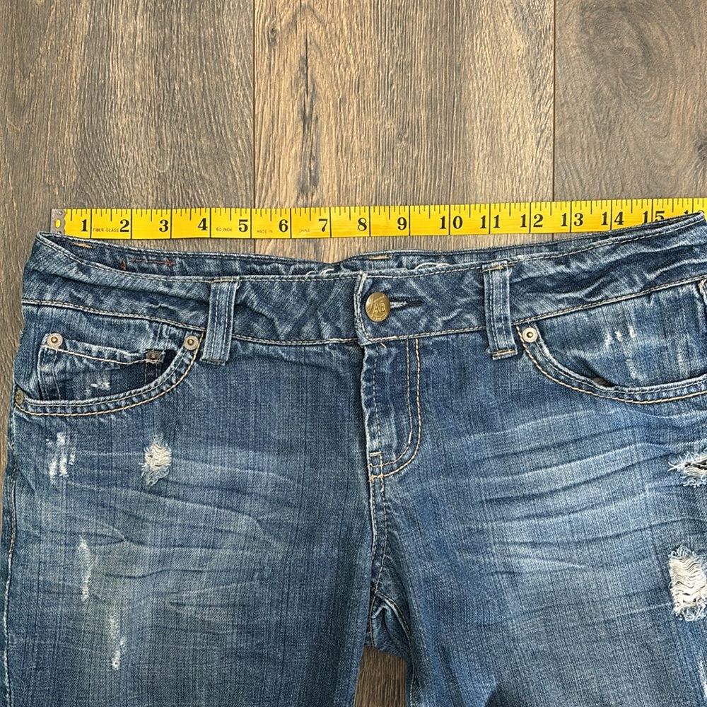 SOLD.American Eagle Low Rise Favorite Boyfriend Jean - Picture 3 of 10